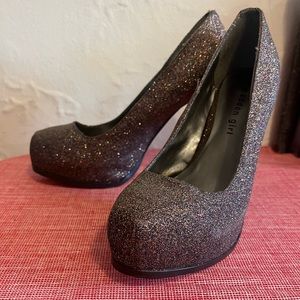 Madden Girl - Size 7 Sparkly Platform Heels